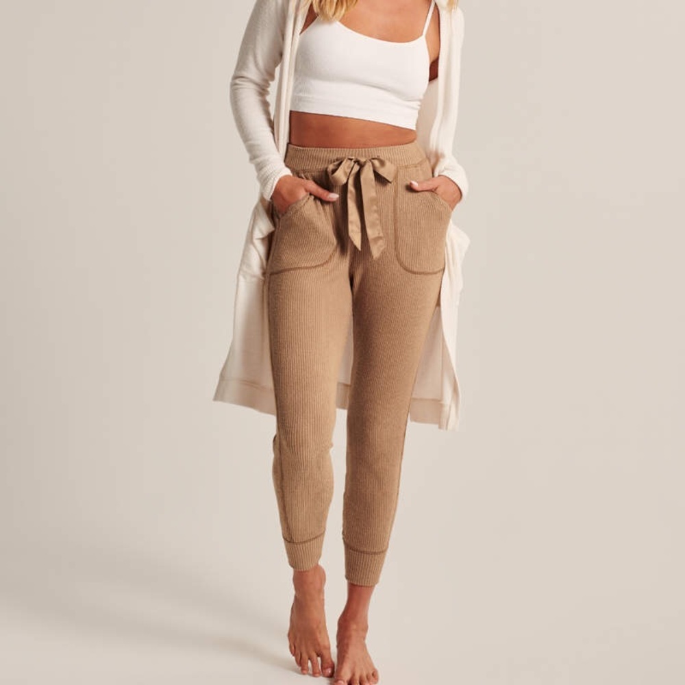 Abercrombie & Fitch cozy joggers